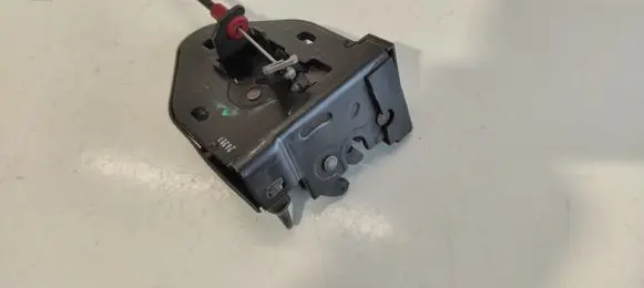Opel Vivaro Sliding door lock 