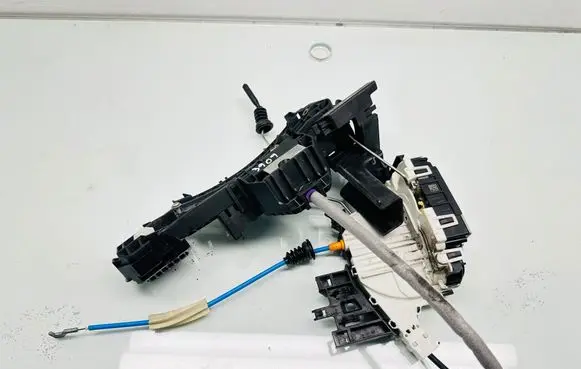 Front door lock