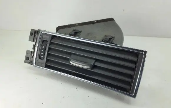 Audi A6 S6 C6 4F Dashboard side air vent grill/cover trim 4F1820902B