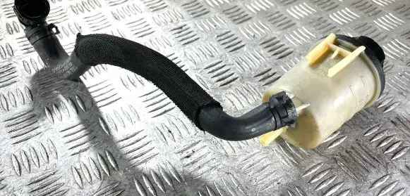 Volvo V60 Power steering fluid tank/reservoir 31302576 31302946