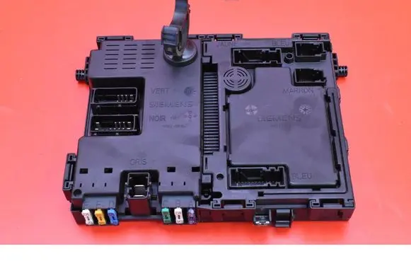 Peugeot 206 Fuse box set 9626460880