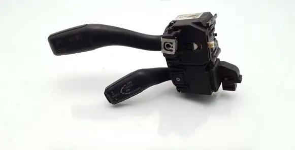 Audi A3 S3 8P Indicator stalk 8P0953513B 01303610