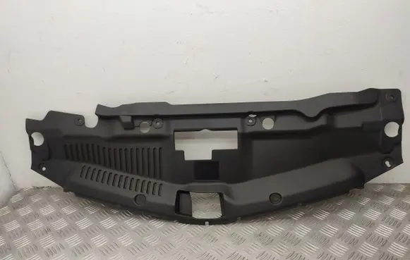 Opel Mokka Radiator trim 95079808