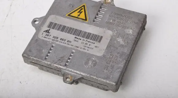 Lancia Lybra Xenon control unit/module 1307329063