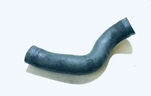 Audi A4 S4 B5 8D Intercooler hose/pipe