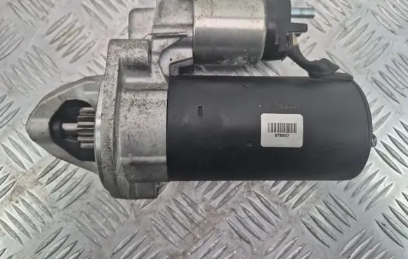 Mercedes-Benz E W211 Starter motor A0061512501 STM957 JFH0723C031
