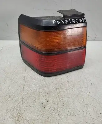 Volkswagen PASSAT B3 Rear/tail lights 357945257
