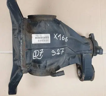 Mercedes-Benz GL X166 Rear differential 1663502714