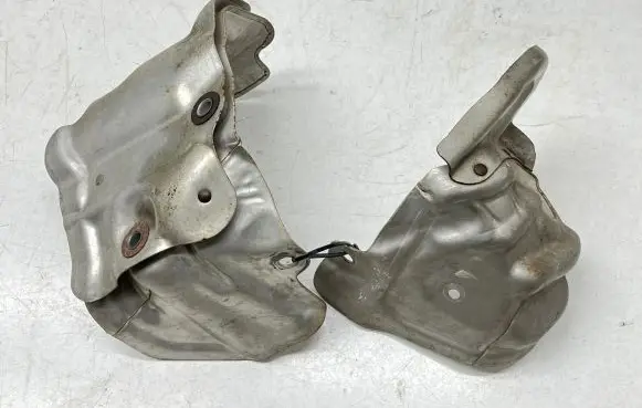 Nissan Juke I F15 Exhaust heat shield 144501KC0B