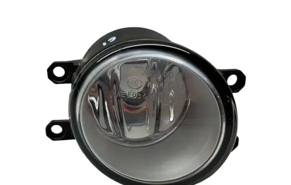 Toyota Avensis T270 Front fog light 812100D041 89206401 89210656