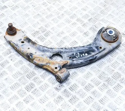 Mazda CX-3 Front lower control arm/wishbone