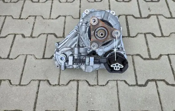 BMW X7 G07 Gearbox transfer box case ATC13