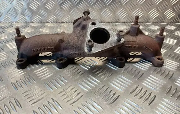 Skoda Superb B5 (3U) Exhaust manifold 038253033E