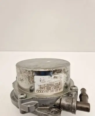 Audi A4 S4 B8 8K Vacuum pump 700906110 057145100AF 09T0222006