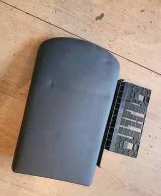 Peugeot 3008 I Armrest 9683308677