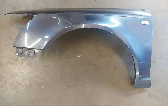 Audi A6 S6 C6 4F Fender