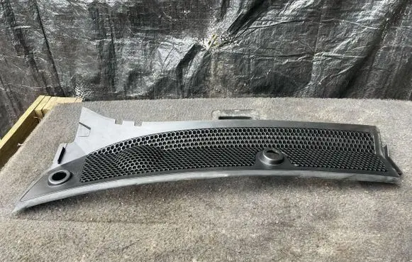 Peugeot 1007 Windshield trim 9651346777 9651357077