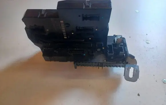 Mercedes-Benz E W212 SAM control unit A2129060105
