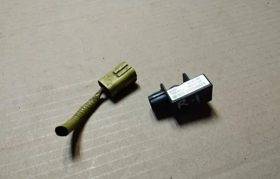 Honda CR-V Airbag deployment crash/impact sensor 77930SWAE113M4