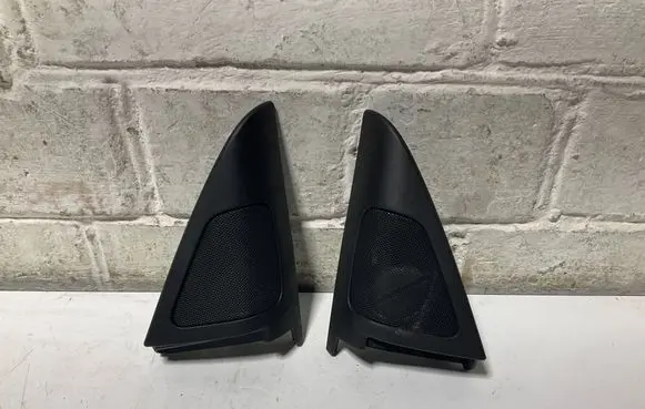 BMW 3 E90 E91 Side speaker trim/cover 7184198 7184197 7119174