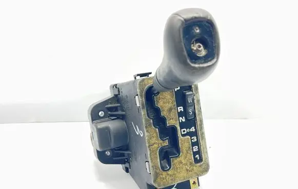 Mercedes-Benz C W202 Gear shifter/selector A2022670137
