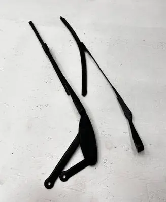 Mercedes-Benz GLC C253 Front wiper blade arm A2538200244