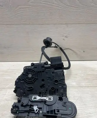 Volkswagen Sharan Sliding door lock 7N0839015C A048315 911002109