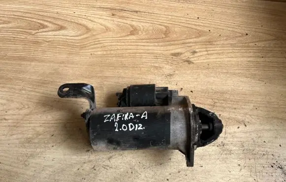Opel Zafira A Starter motor