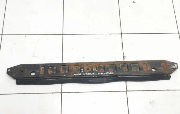 Volvo V70 Bottom radiator support slam panel 31265124 31274614