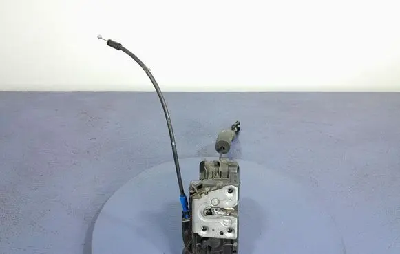 Front door lock
