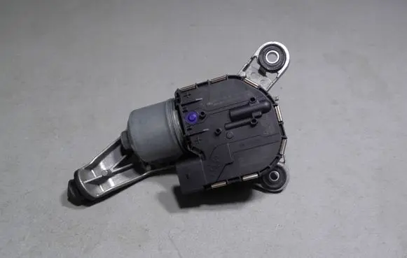 Ford Focus Wiper motor 17504