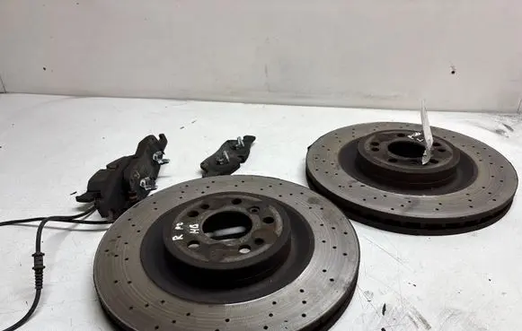 Mercedes-Benz ML W166 Brake discs and calipers set
