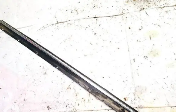 Audi A6 S6 C5 4B Front door glass trim molding 