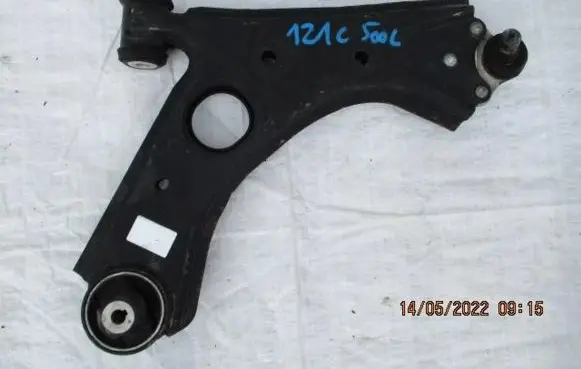 Fiat 500L Front control arm