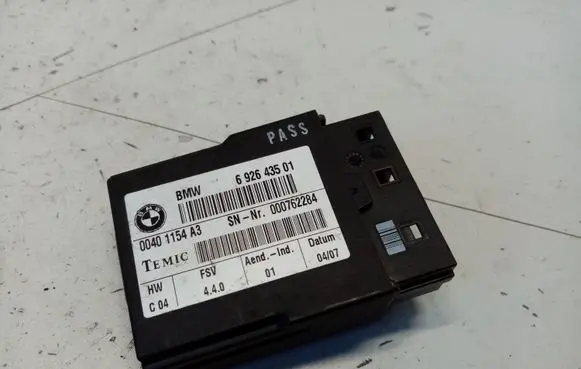 BMW 3 E90 E91 Seat control module 6926435 61356926435 61356926433
