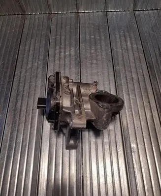 Nissan X-Trail T32 EGR valve 147100789R H8201068965