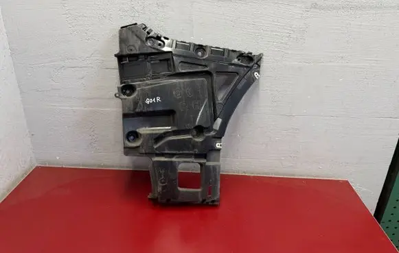 BMW X3 G01 Bumper support mounting bracket corner 7400668 5112740668