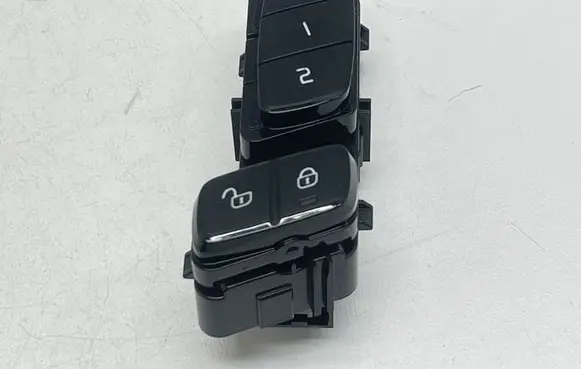 Volvo S90, V90 Seat memory switch 31433417 16JUN07 0336AA