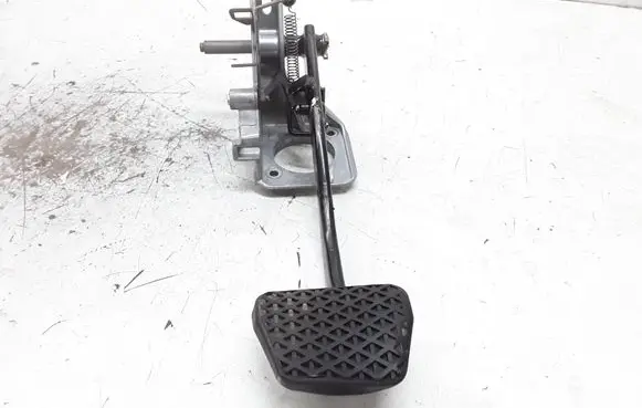 BMW 3 E46 Brake pedal 35111163863