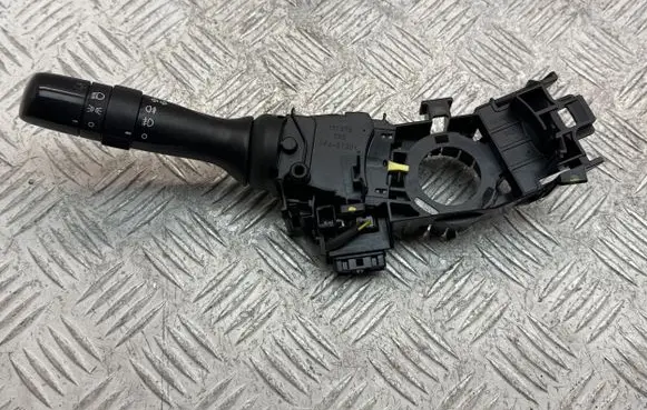 Toyota Verso Indicator stalk 8414005200 0520017F421