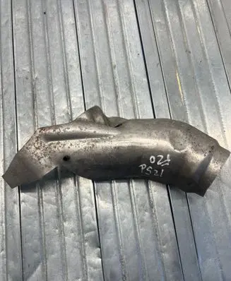 BMW 1 F20 F21 Heat shield in engine bay 6865158