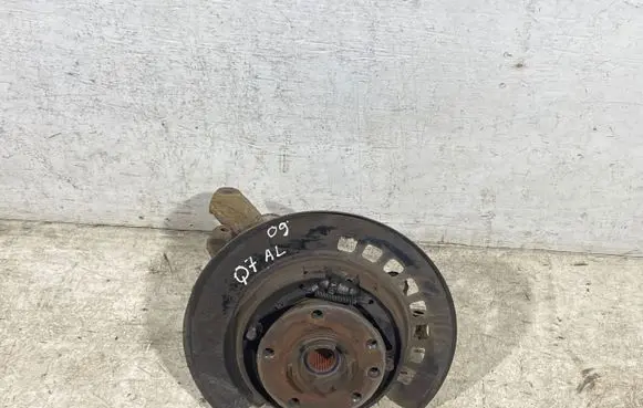 Audi Q7 4L Rear wheel hub spindle/knuckle 
