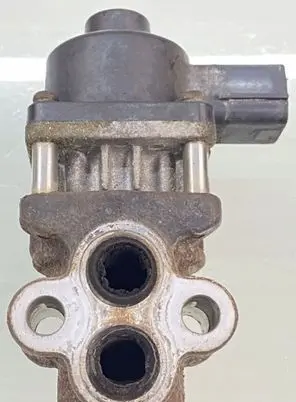 Mazda 3 I EGR thermostat 