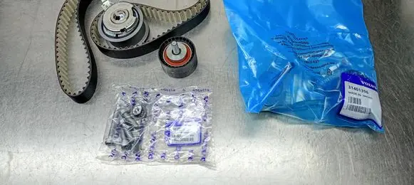 Volvo XC60 Timing belt 32298420 251203