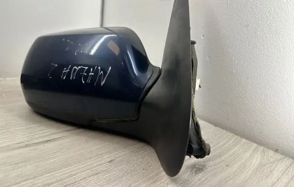 Mazda 2 Front door electric wing mirror E9014202