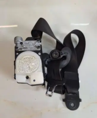 BMW X5 E70 Front seatbelt 305869899001 082816