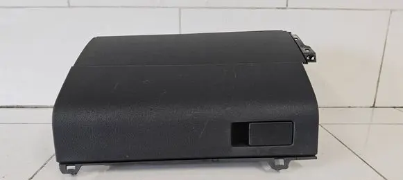 Volkswagen Touran I Glove box 1T1857101A