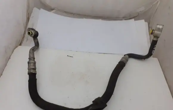 Audi A6 S6 C6 4F Air conditioning (A/C) pipe/hose 4F0260701M