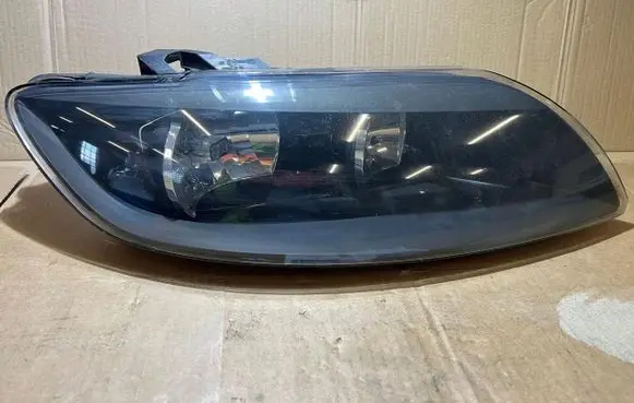 Audi Q7 4L Headlight/headlamp