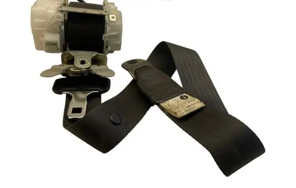 Lexus IS 220D-250-350 Front seatbelt 7M8750P 064854